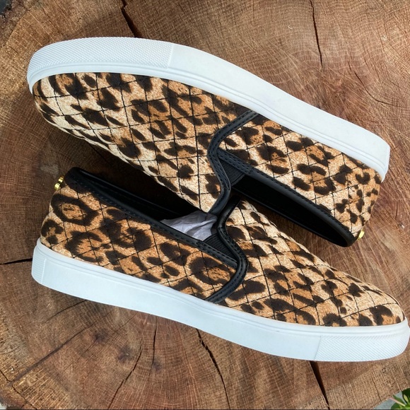 Women’s Sz 6 Leopard Slip-On Sneakers NWOB Steve Madden Shoes Animal Print - Picture 10 of 10